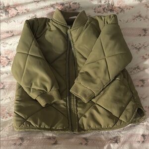 Zara Green Puffer Jacket with Quilted Design